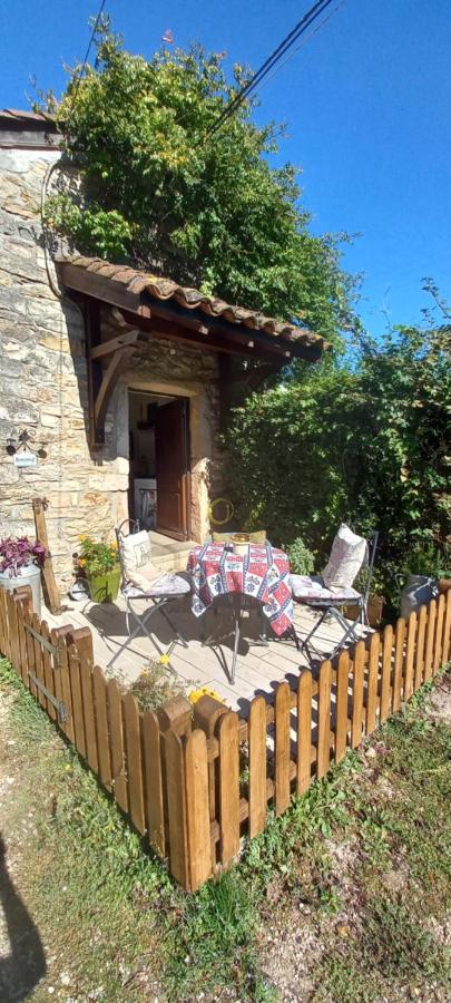 Tranquil Cottage, One Bedroom House La Genete Exteriér fotografie